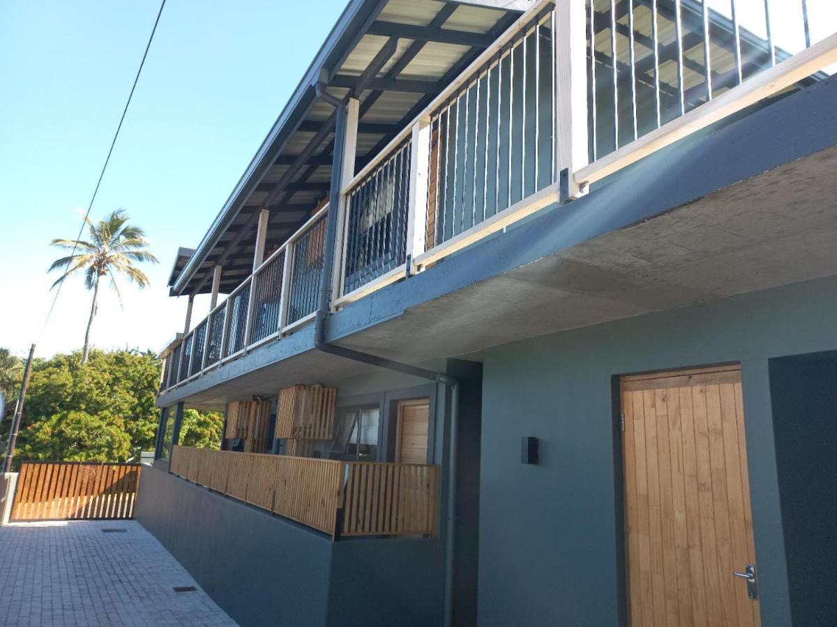 Le Bezz Guesthouse Ballito Bagian luar foto