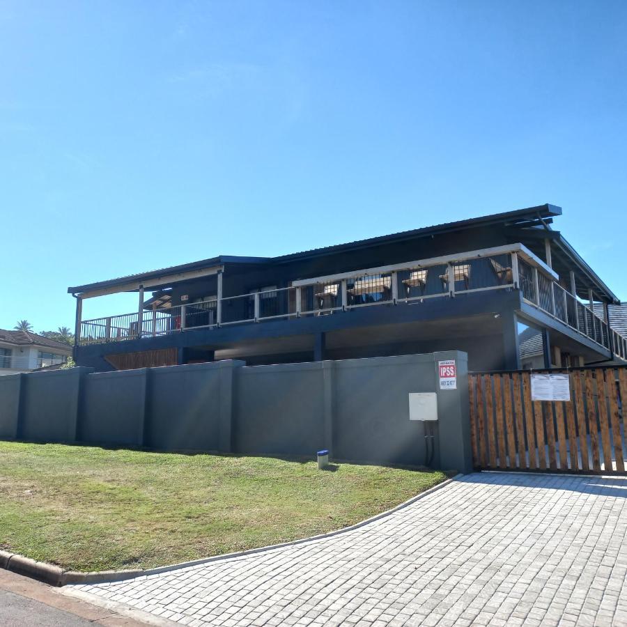 Le Bezz Guesthouse Ballito Bagian luar foto