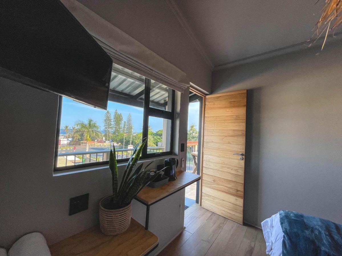 Le Bezz Guesthouse Ballito Bagian luar foto