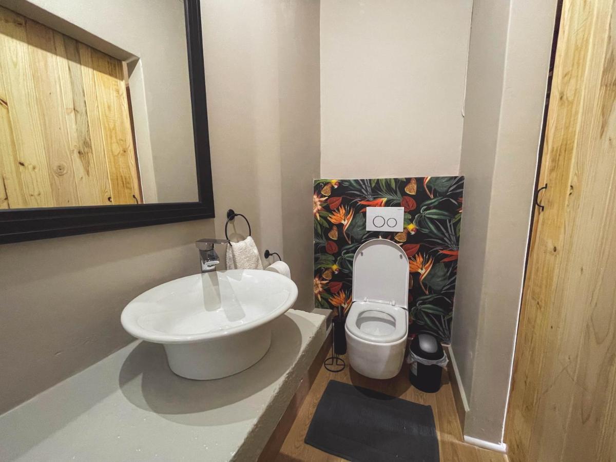 Le Bezz Guesthouse Ballito Bagian luar foto
